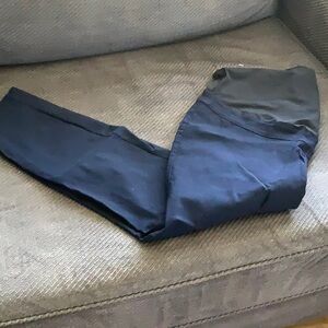 Stirk&Babe Maternity Pants
Size L
(Item 22)